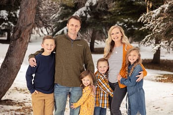 family-photo-winter-4-kids
